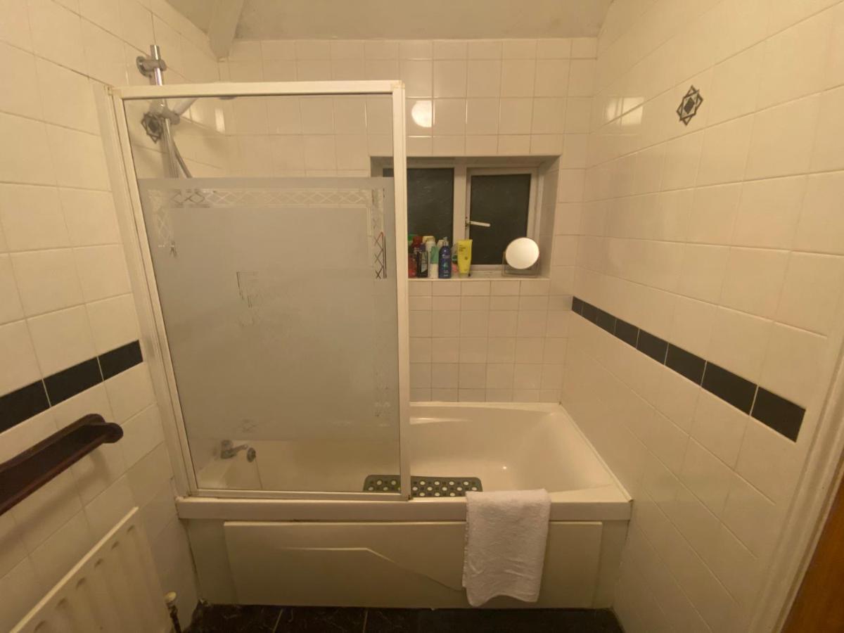 Cosy City Centre Guest Room Shared Home Galway Eksteriør bilde